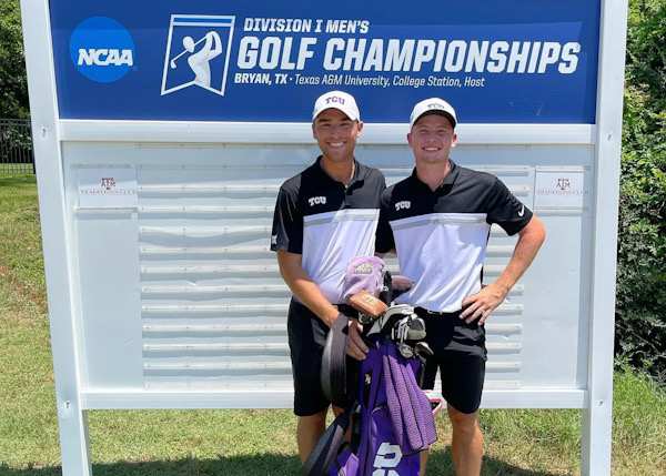 EFA2A451-B23E-4C2B-8FBB-467C207543D3